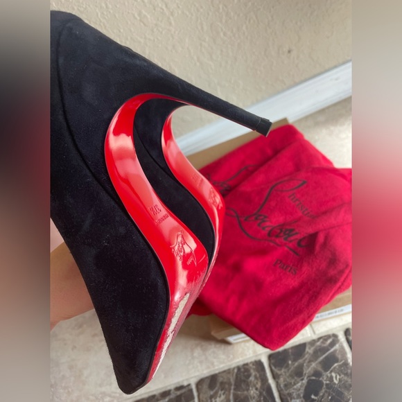 Christian Louboutin black pumps - Picture 4 of 7